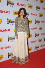 Celebs on the Red Carpet of _60the Idea Filmfare Awards 2012(South)..jpg
